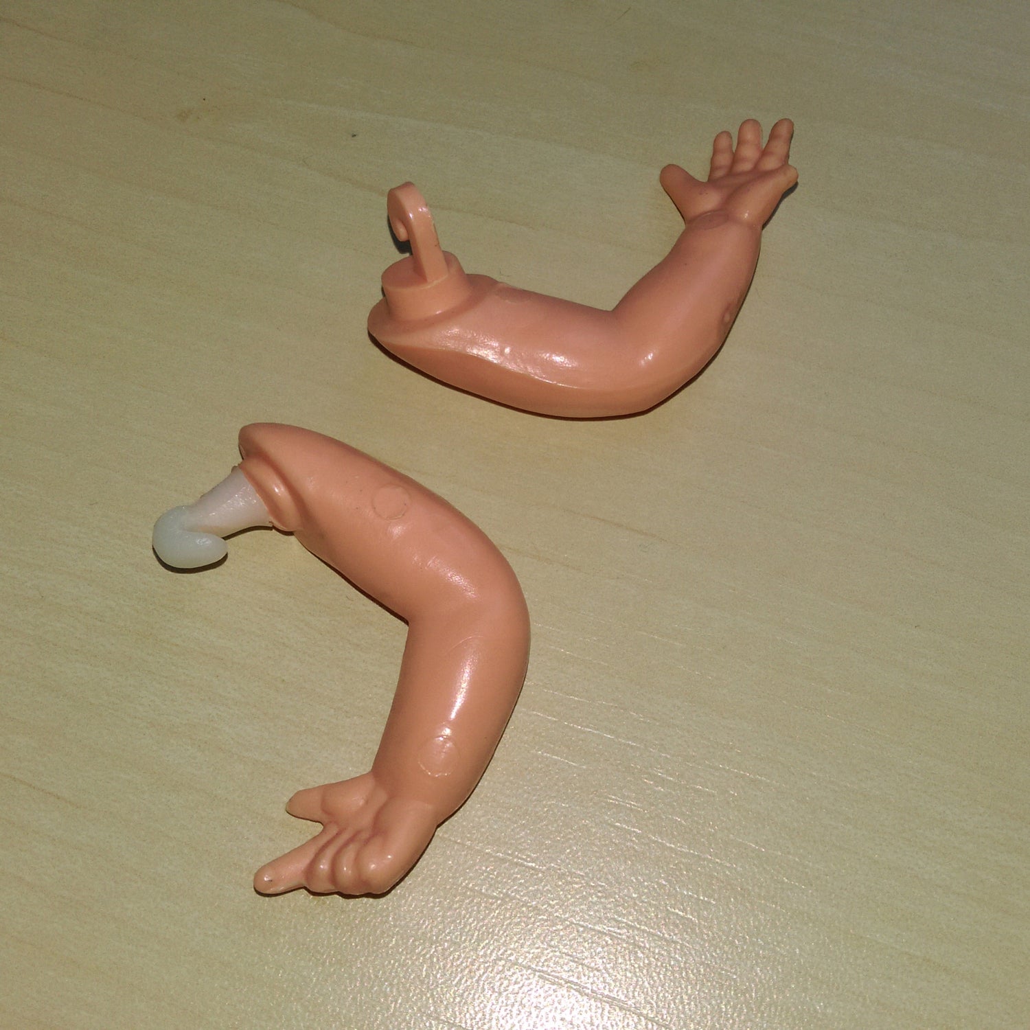 Reperation af Dukke - Børnelegetøj