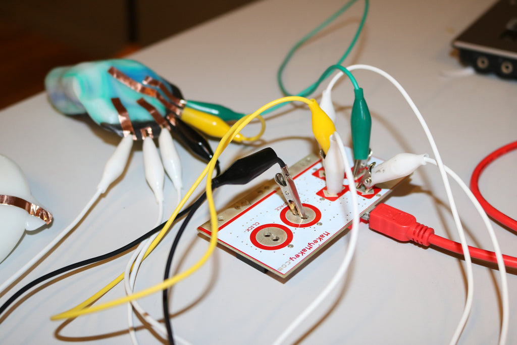 Personlig Game Controller & MaKey Makey